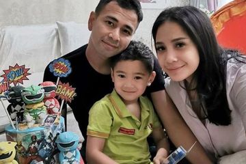 Anniversary ke  5, Raffi Ahmad dan Nagita Slavina Dibuat Nangis Bombay oleh Pesan Haru Sang Anak 'Maaf Ya..'