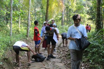 Giat Bebersih Sampah, Cara Para Pesepeda Menghormati Baduy