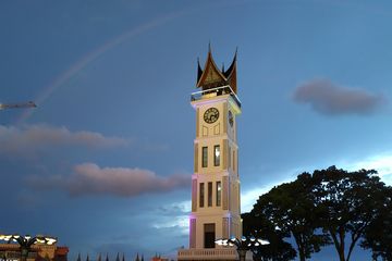 Mari Liburan Sambil Nikmati Suasana Baru Liburan di Taman IORA Padang