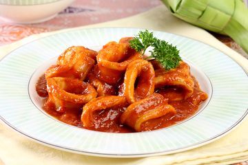 Cara Membuat Cumi Saus Padang Seenak Buatan Restauran Seafood