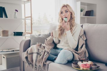 5 Cara Mudah Mengurangi Kecanduan Makanan Manis, Bisa Dicontoh!