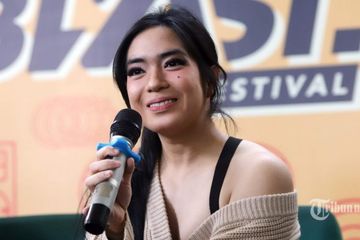 Biodata Artis Prisa Rianzi, Putri Finalis Miss Universe Tahun 1975 yang Pilih Jadi Gitaris Band Metal dan Melalang Buana Sebagai Musisi