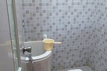 JANGAN PERNAH DITIRU! Saking Takutnya Tertular Virus Corona, Suami Nekat Kunci Istrinya Sendiri di Dalam Kamar Mandi! Polisi Sampai Turung Tangan