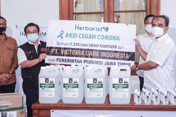Cegah Covid-19 Meluas, Herborist Lanjutkan Penyaluran Donasi Hand Sanitizer ke Jawa Timur