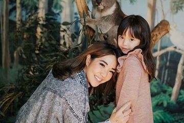 Gisel Menjahili Sang Putri, Reaksi Gempita yang Marah-Marah Sambil Cuci Baju Bikin Netizen Gemas!