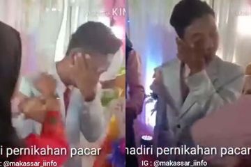 Pengantin pria diamuk oleh mantan pacarnya di ata pelaminan
