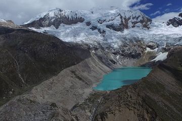 Danau glasial.