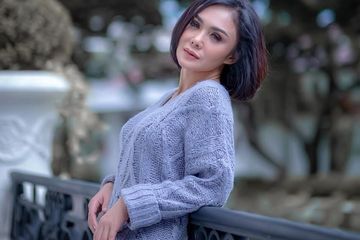 Yuni Shara.