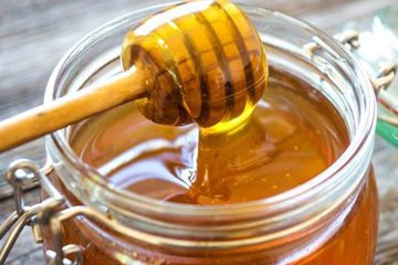 Kasih Tahu Pembantu Detik Ini Juga! Jangan Sekali-kali Campur Madu dengan Bahan Ini Kalau Masih Sayang Nyawa Seisi Rumah, Bukan Sehat Malah..