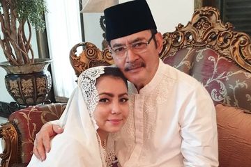 Mayangsari diterawang bakal kena karma buruk usai geser posisi Halimah dari pelukan Bambang Trihatmodjo