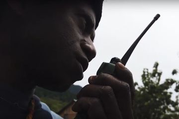 Khusus kepada masayarakat pemburu, anggota MMP Holorowa melakukan pendekatan personal supaya masyarakat dengan sendirinya sadar, sehingga mereka keluar dari kawasan cagar alam dan tidak lagi menggunakan daerah penyangga Pegunungan Cycloop