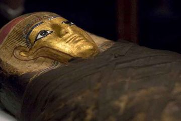 Rahasia Baru Pengawetan Mumi Mesir Kuno Dalam Papirus Louvre Carlsberg