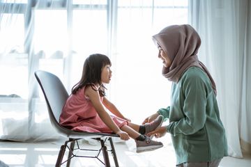 Pemilik 4 Zodiak Ini Seorang Ibu yang Tegas, Apakah Kamu Termasuk?
