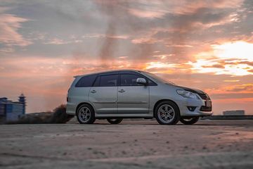 Ilustrasi - Mobil Kijang Innova