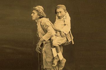 Foto Muhammad dan Samir yang diambil pada 1889, di Library of Congress.