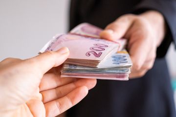 Cara Investasi Lewat Mata Uang, Kenali Risikonya Terlebih Dulu!