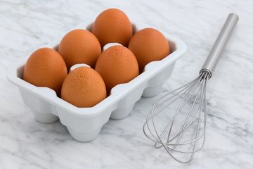 Tolong Jangan Anggap Sepele! Segera Buang Detik Ini Juga Kalau Temukan Putih Telur Seperti Ini, Bisa Jadi Racun Buat Keluarga!