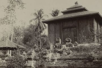 Keraton Mataram di Tegal yang merupakan jejak kehidupan Purbaya pada abad ke-17.