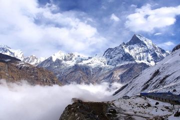 Gletser di Himalaya mencair dengan kecepatan yang luar biasa. Laporan ini menjadi salah satu dari 10 temuan memukau sepanjang 2023 yang semestinya menjadi pelajaran bagi umat manusia di masa depan.