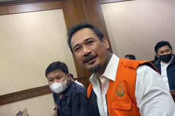 Jerinx menghadiri sidang beragendakan mendengarkan keterangan para saksi di Pengadilan Negeri (PN) Jakarta Pusat, Rabu (12/1/2022). 