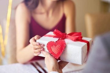 Sudah Untung Dapat Hadiah Ulang Tahun Bernilai Rp 80 Juta, Wanita Ini Malah Mengeluh Gegara Hal Sepele Ini, Terkuak Fakta Dibaliknya yang Tak Disangka-sangka