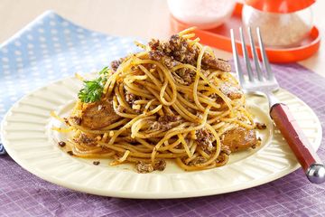 Resep Spageti Goreng Rendang, Menu Sarapan Akhir Pekan yang Rasanya Nampol Banget