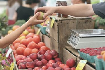 Harga Sembako Bakal Melonjak Imbas BBM Naik, Pedagang di Pasar Menjerit Ikut Naikan Harga Pangan