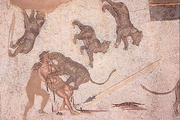 Damnatio ad bestias, eksekusi mengerikan di Romawi kuno.