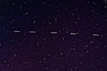 Seruan Ilmuwan Tiongkok untuk Hancurkan Satelit Starlink Elon Musk