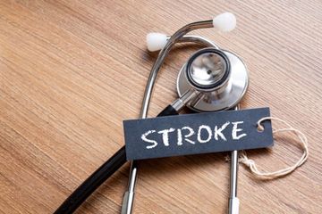 Stroke bisa dicegah dengan rutin makan buah enak ini.