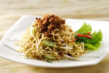 Resep Bekal Sekolah : Resep Mi Goreng Tabur Abon, Menu Bekal Dan Sarapan Simpel yang Double Lezatnya
