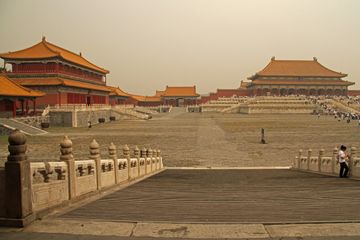 Kota Terlarang di Beijing, Tiongkok, menimpan sejarah panjang Kekaisaran Tiongkok. Kini sudah tak lagi jadi area terlarang.
