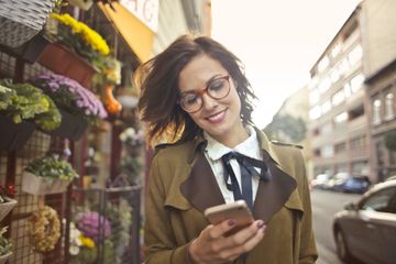 Ada beberapa tips yang bisa dilakukan untuk mengurangi ketergantungan pada handphone yang penting diketahui, apa saja?