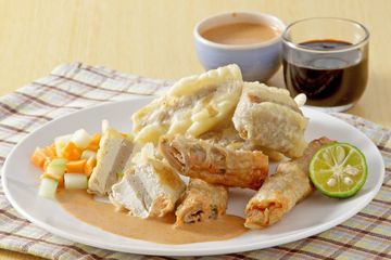 Resep Batagor Tuna Gulung Ala Restoran Ini Bisa Kita Buat Sendiri!