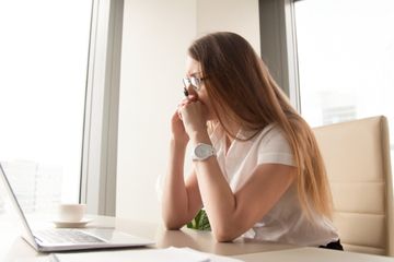 6 Cara Mengatasi Trust Issue, Berikut Ini Deretan Langkah yang Bisa Kalian Lakukan