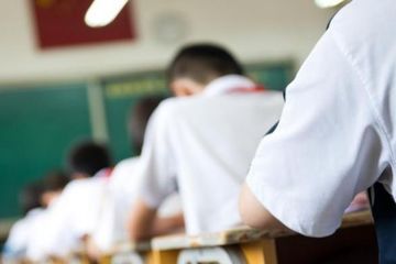 MIRIS 2 Siswi SMP Duel di Lingkungan Sekolah Masih Pakai Seragam, Termakan Gosip Teman