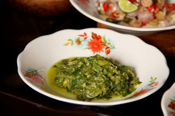 Cara mudah membuat sambel hijau ala warung Padang