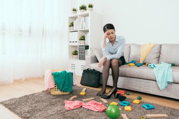 Lelah Mikirin Urusan Rumah? Ibu Bisa Coba 5 Cara Mengatasi Stres dan Cemas Berlebih Ini