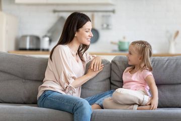 Ibu Jangan Sampai Terlambat! Yuk Ajarkan 5 Tips Agar Anak Berperilaku Sopan Santun Sejak Dini