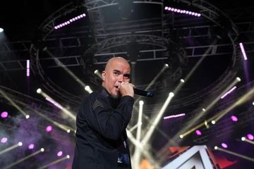 Ogah Ketinggalan Pertandingan El Rumi VS Jefri Nichol, Ahmad Dhani Tunda Konser Dewa 19