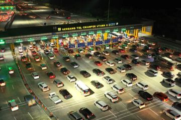 Gerbang tol Cikampek Utama, Prediksi Puncak Arus Mudik Lebaran 2025  