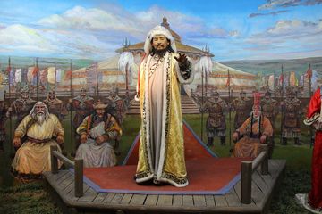 Jenghis Khan dan pasukannya.