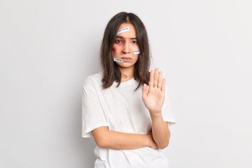 Quotes Tentang Hari Peringatan Kekerasan Terhadap Perempuan, Hentikan Sikap Arogan Terhadap Kaum Wanita!