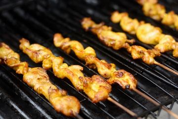 Trik menghindari sate agar tidak gampang gosong