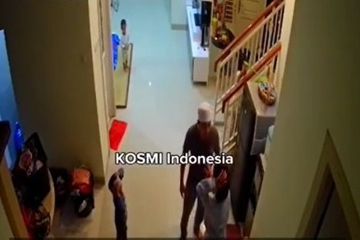 Tega Aniaya Istri di Depan Anak-anaknya, Video KDRT yang Dilakukan Pegawai BNN Ini Langsung Viral
