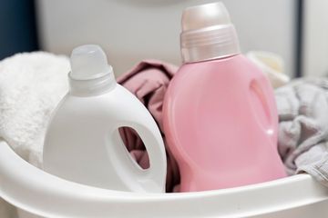 3 Manfaat Luar Biasa Baking Soda Saat Digunakan Untuk Mencuci Pakaian, Hasilnya Mirip Dari Laundry