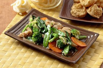 Makan Malam Capcay Brokoli Jamur Udang, Bikin Anak Ketagihan