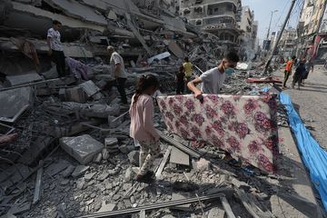 Sebuah penelitian mengungkapkan betapa buruknya dampak serangan Israel ke Gaza terhadap lingkungan dari sisi emisi karbon.