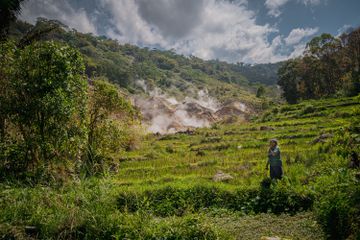 Hati-hati, Ada Polarisasi dan Kerusakan Alam di Balik Wacana Energi Hijau Panas Bumi