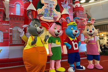 Keluarga Bobo di panggung Bobo Funfair X Jelajah Kuliner Bintang di Uptown Mall BSBcity Semarang.